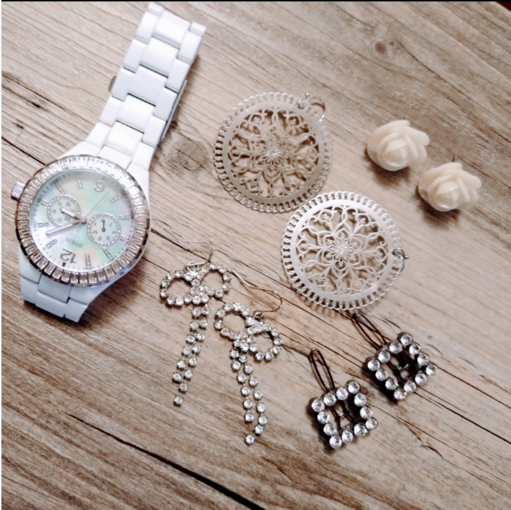 💋GUESS Watch/Earrings/Barrets